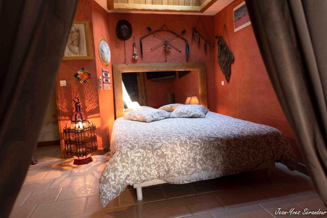 Le Mas Des Mathes, Chambres D'Hotes, Studios Les Mathes Exterior foto